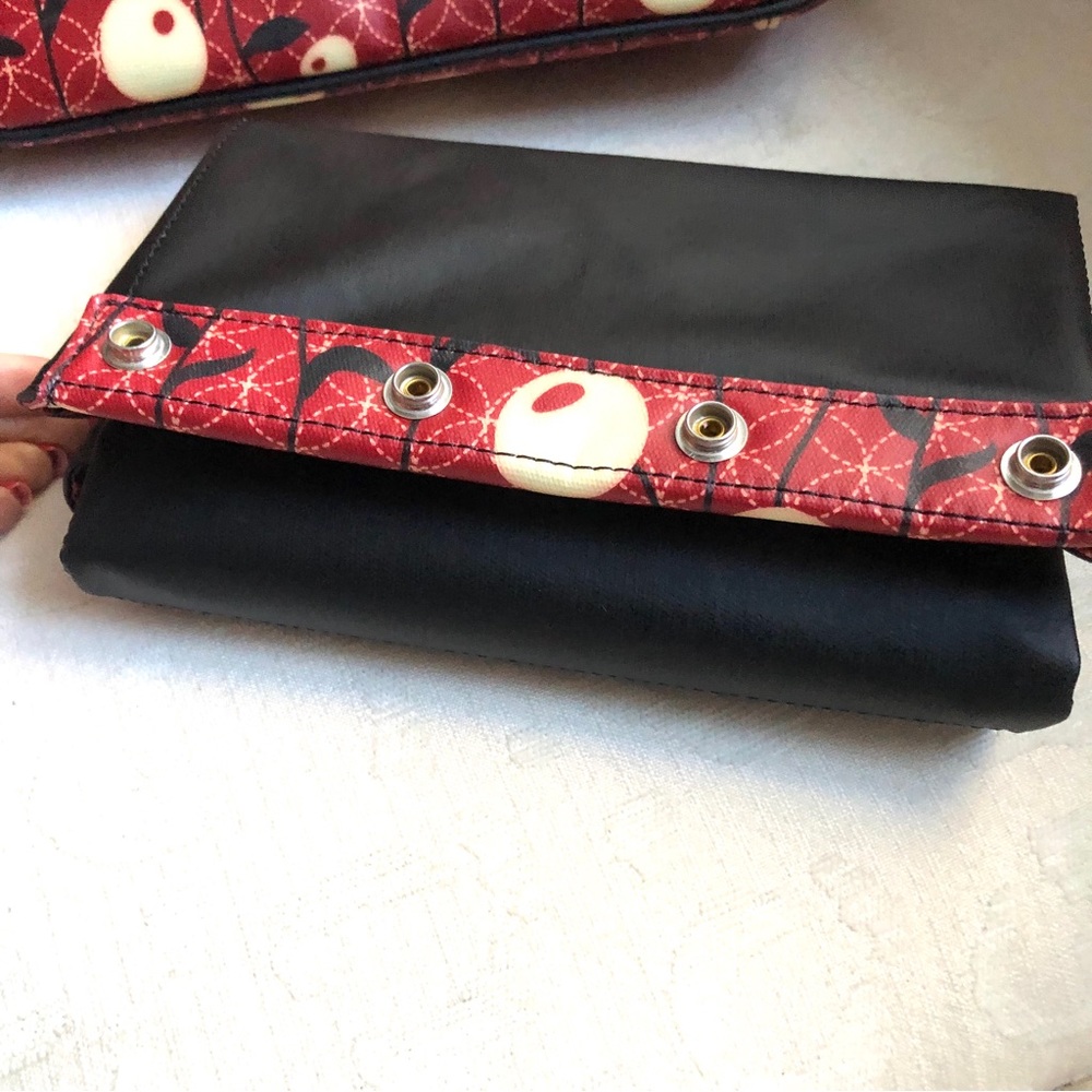 Petunia Pickle Bottom small diaper bag wristlet clutch NWOT - Picture 8 of 10